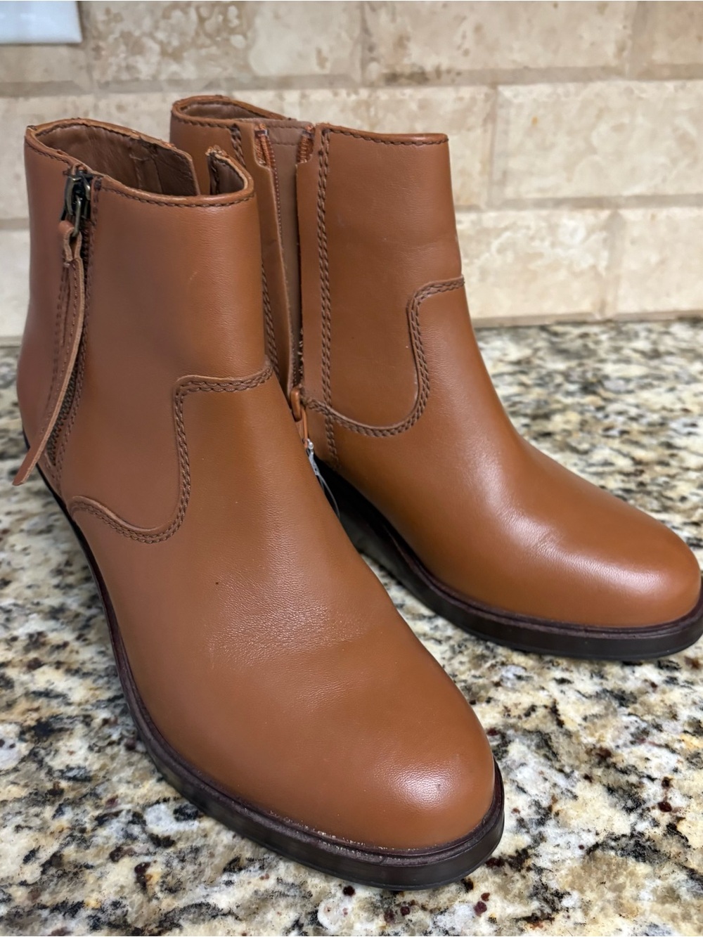 Clarks Women's Tan Leather Ankle Booties with Side Zip